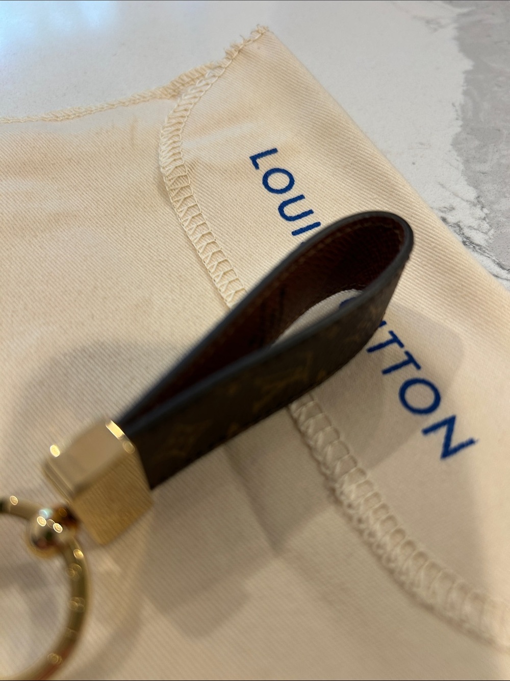 Louis Vuitton Dragonne Key Holder - Picture 5 of 5